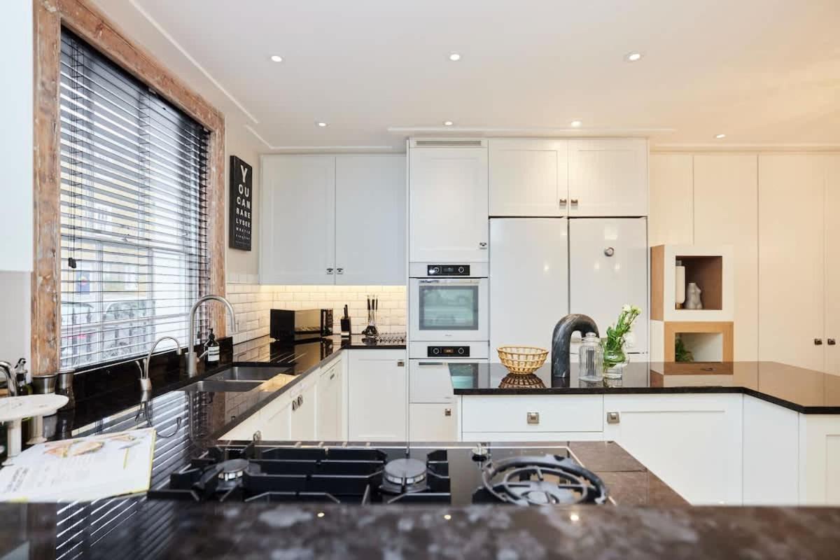 Apartment The St. Lukes Garden Place - Spacious 4bdr House With Garden And Terrace